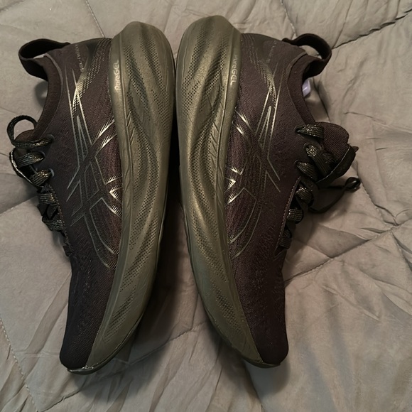 Asics Gel-Nimbus 25 Running 👟Women’s size 10.5 & Men’s size 9 - Picture 10 of 13